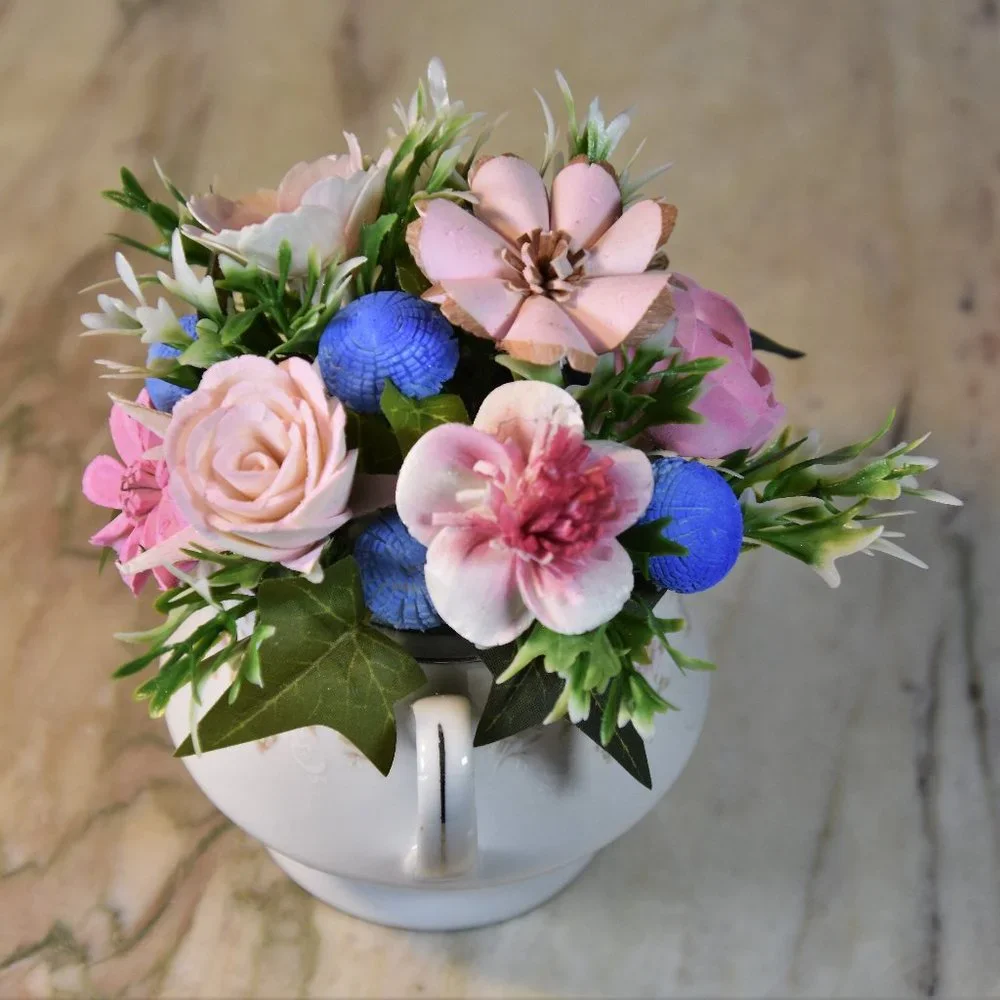 Vintage orphan (no lid) sugar bowl with delicate airbrushed Sola Wood flowers